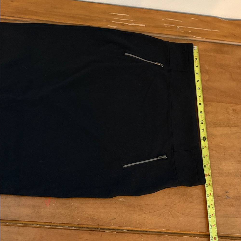 Athleta Black Pencil Skirt Size Large - Picture 3 of 10